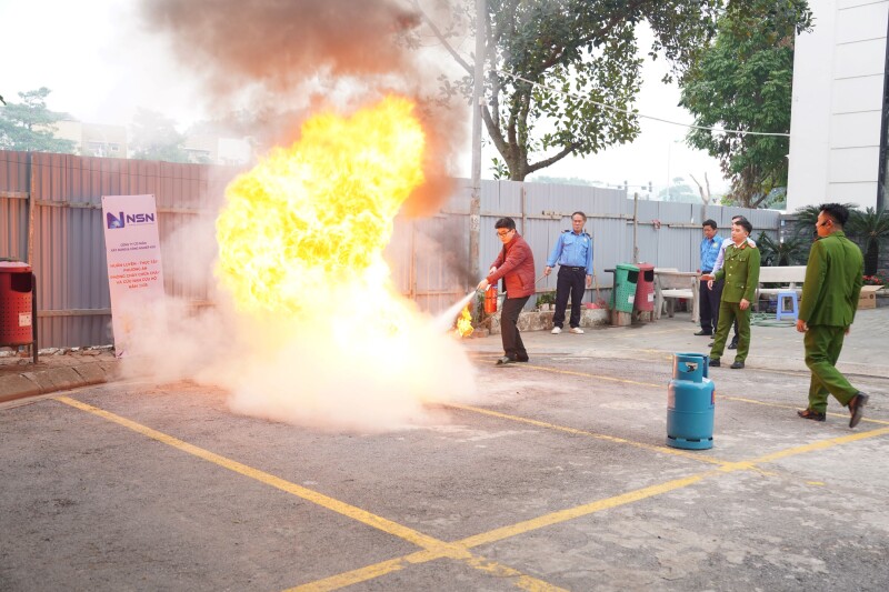 NSN tổ chức huấn luyện - thực tập phương án Phòng cháy chữa cháy & Cứu nạn cứu hộ cơ sở năm 2025